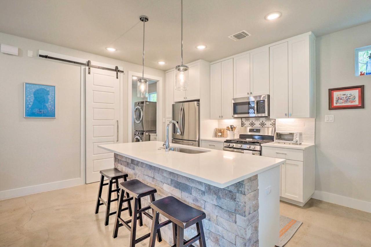 Gorgeous Georgetown Home, Walk To The Square! Экстерьер фото