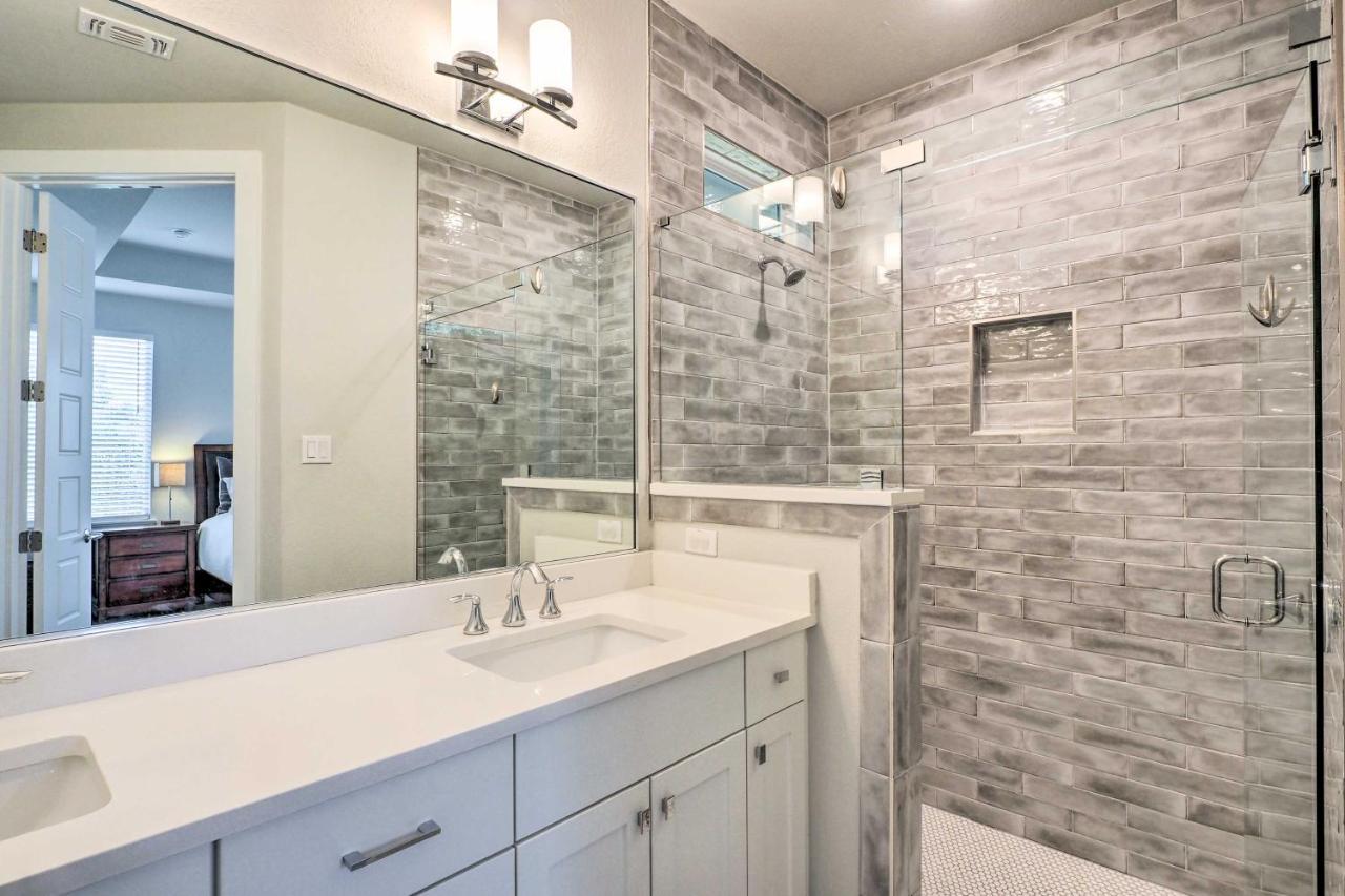 Gorgeous Georgetown Home, Walk To The Square! Экстерьер фото